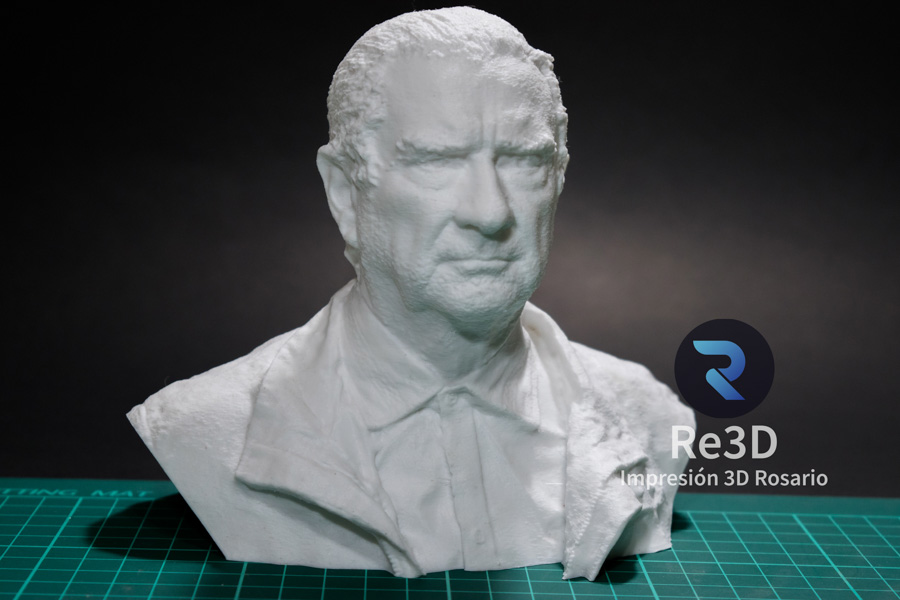 Escaneo 3D e impresion. Busto en escala